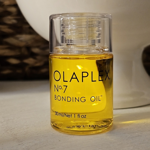 Olaplex no.3 Limited Edition Bonus Size and Olaplex no.7 Brand New - Picture 3 of 8